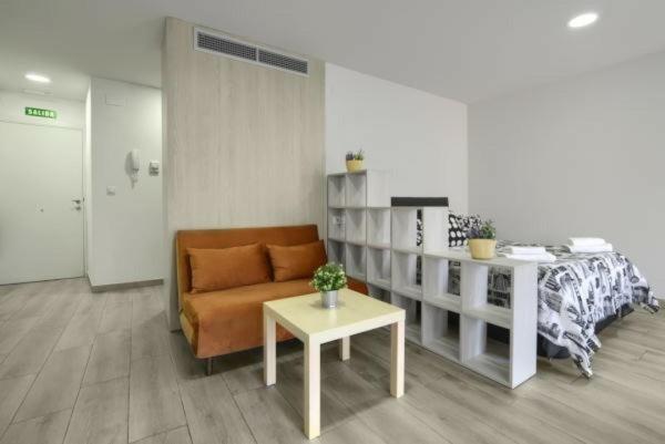 Apartamentos Turisticos Plaza San Juan 2 Tudela Extérieur photo